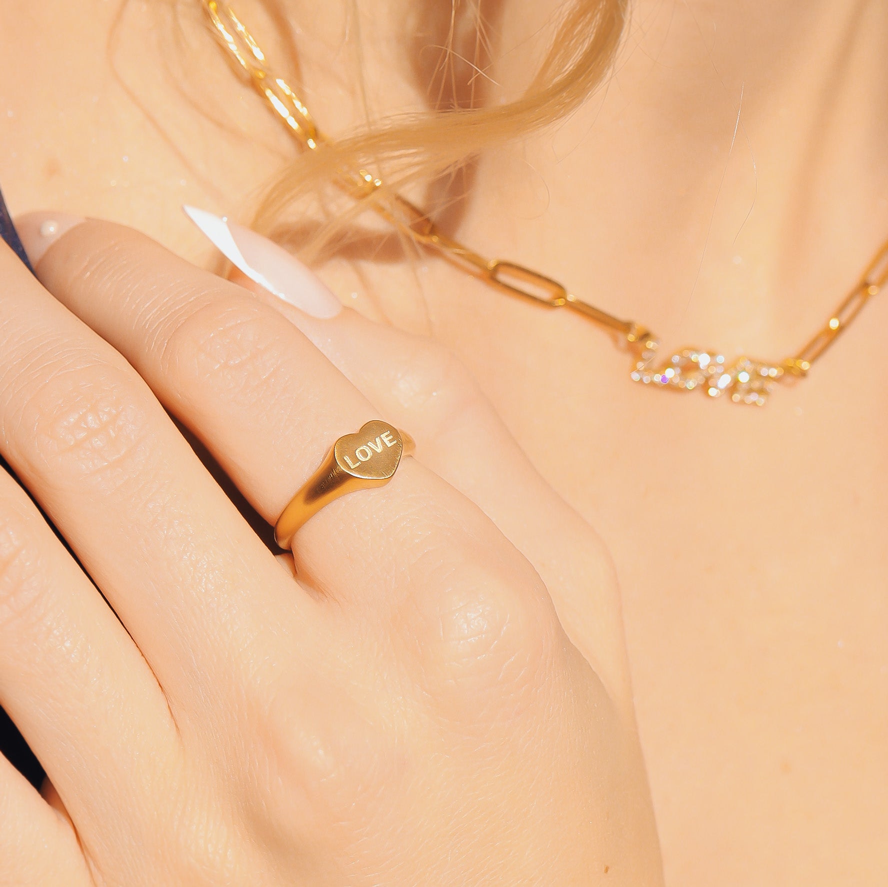 18K gull PVD rustfritt stål Love Heart Signet Ring/ESR0005