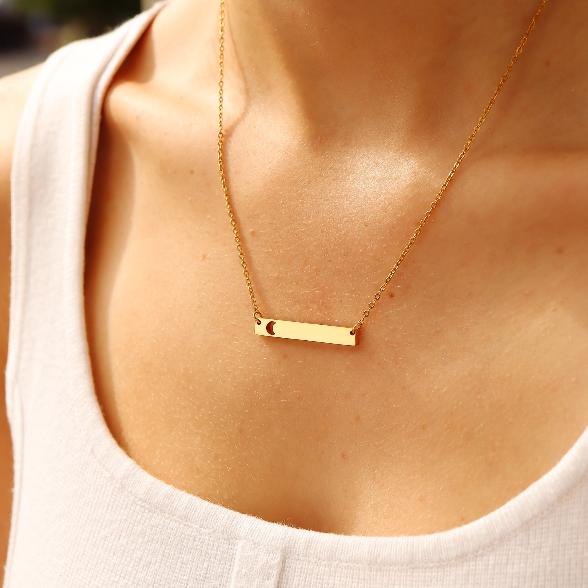 Moon Cutout Horizontal Stainless Steel Bar Necklace / SBB0154