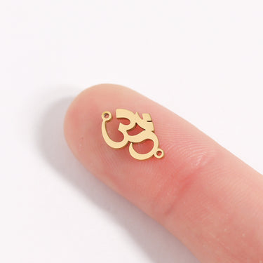 18K Gold Stainless Steel Om Connector Charm  / PDL0175