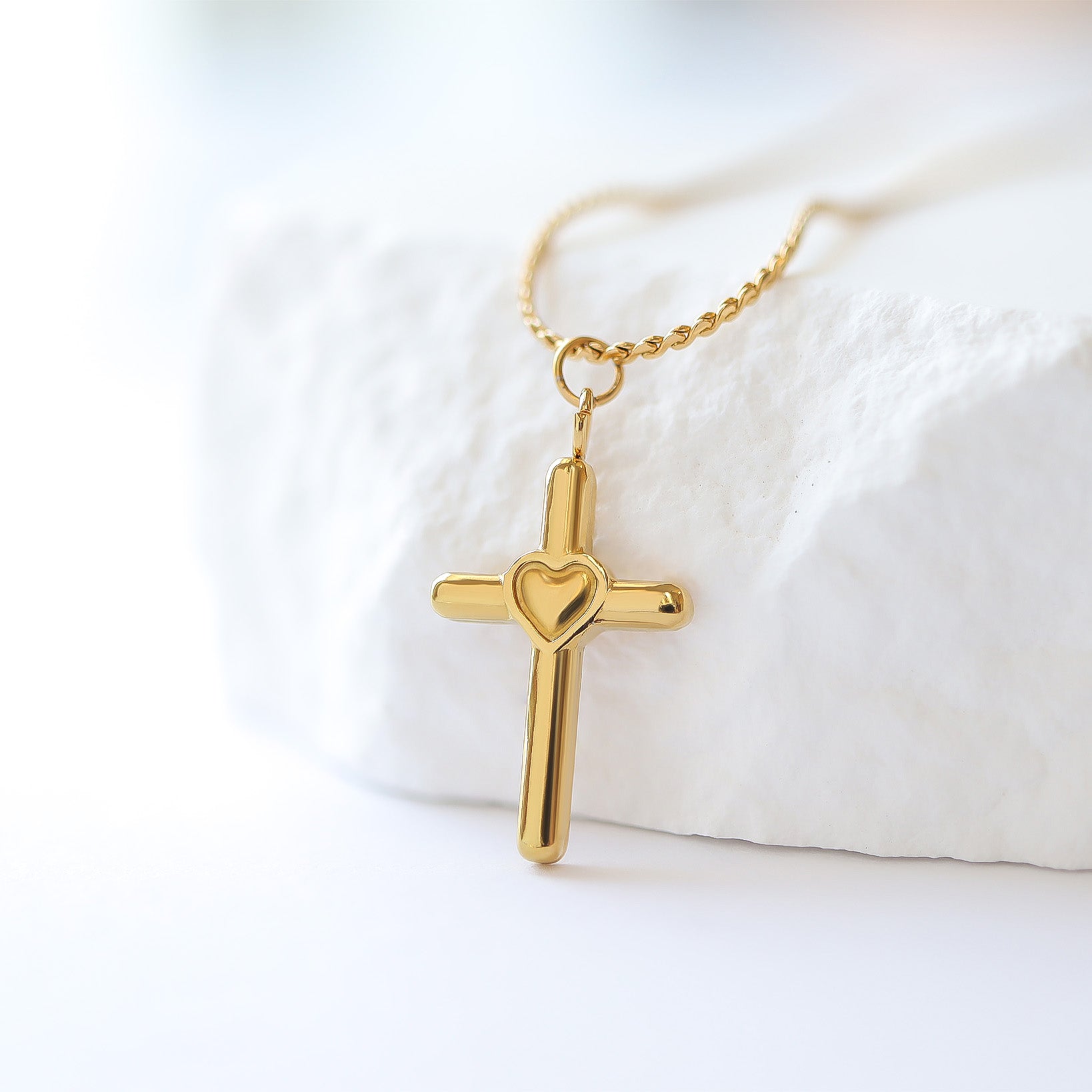 18K Gold PVD Stainless Steel Cross with Heart Charm / PDL0058