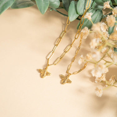Bee Charm On Chain