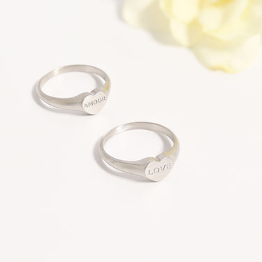 Signet love and amour ring 