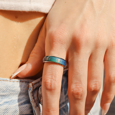 Mood Band With Skull And Crossbones Stainless Steel Ring Lifestyle