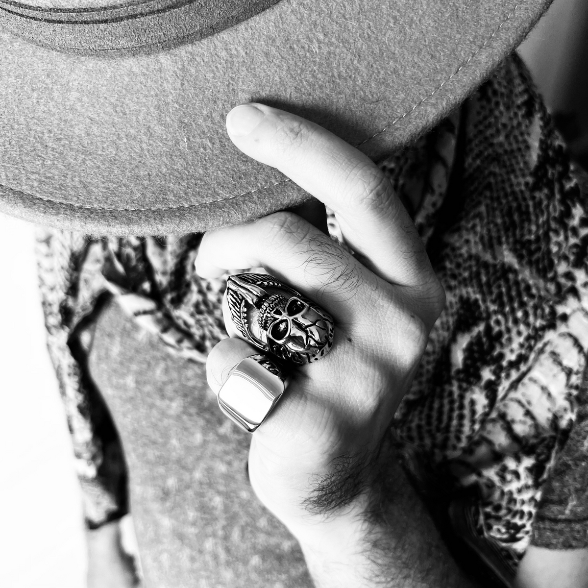 Stainless Steel Polished Blank Signet Ring / SCR3055 – Wholesale