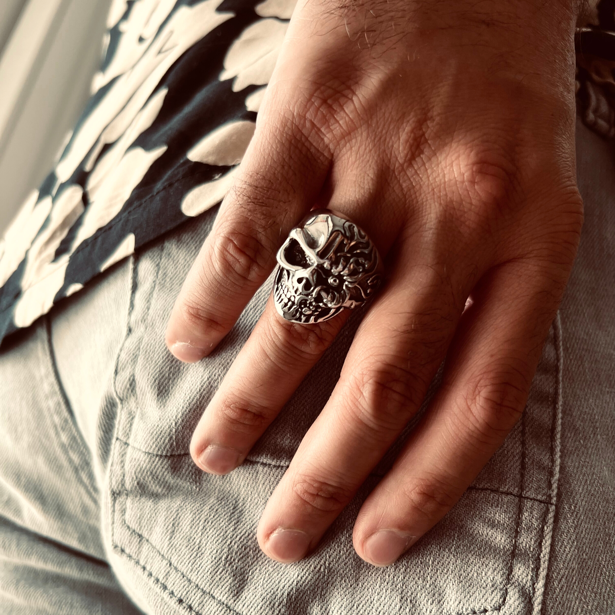 Detailed Morphing Skull Stainless Steel Ring Scr4030 Wholesale