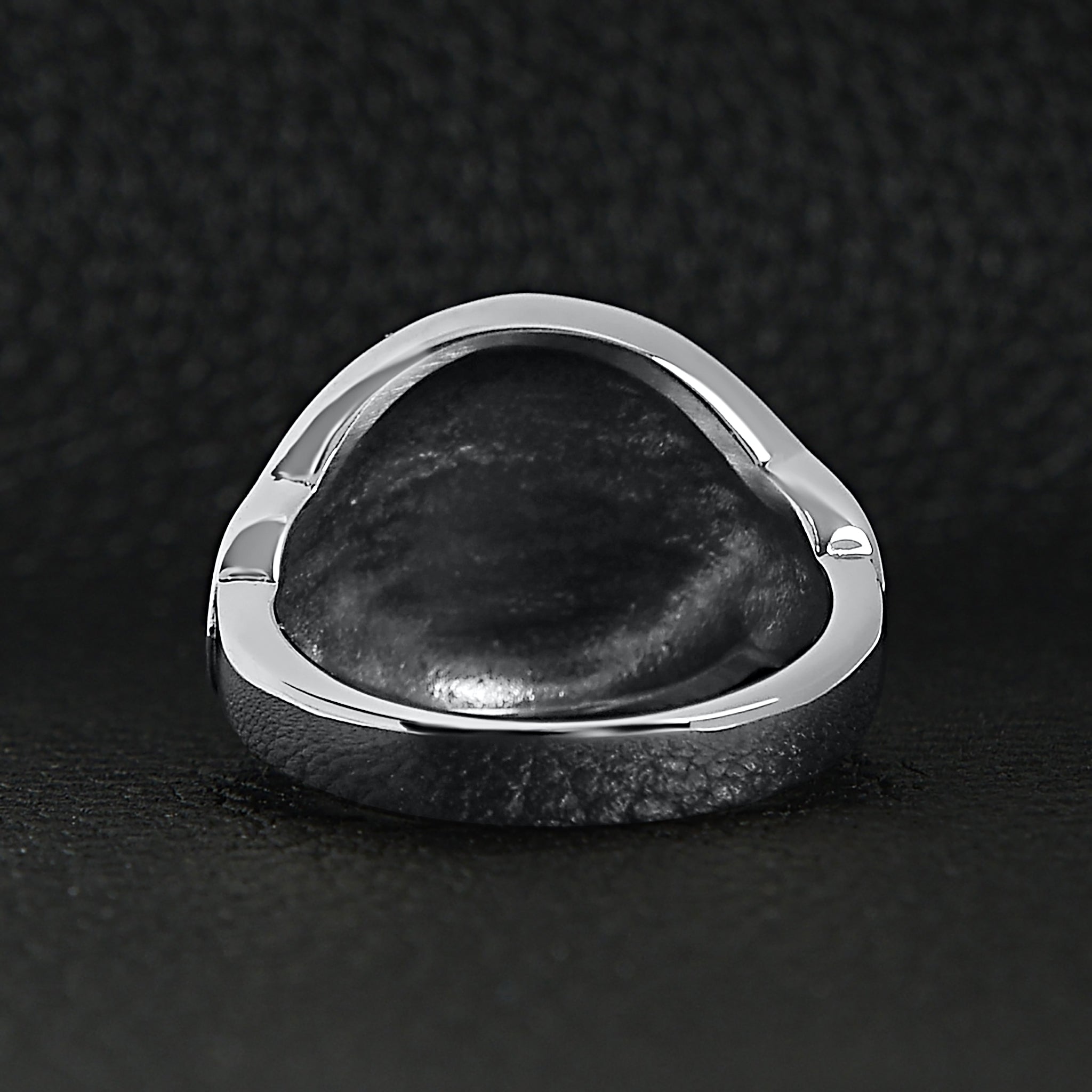 Suffield Rings Medieval Sword and Shield Signet Ring / SCR2221 – Wholesale Jewelry Website