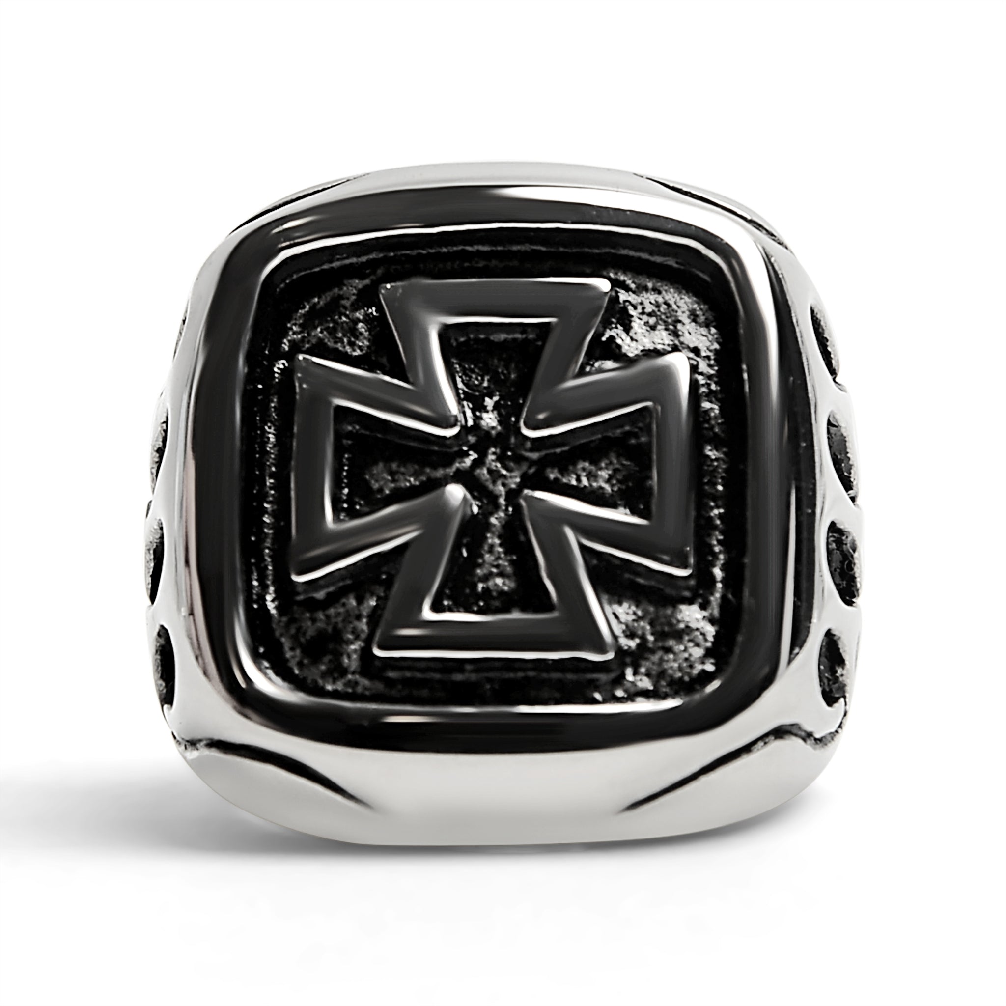 Stainless Steel Large Maltese Cross with Flame Accents Signet Ring / SCR4008
