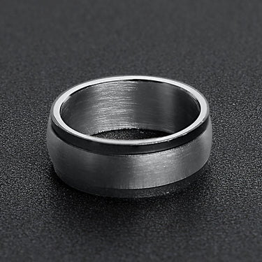 Polished Stainless Steel Black Trim Spinner Center Ring Lifestyle