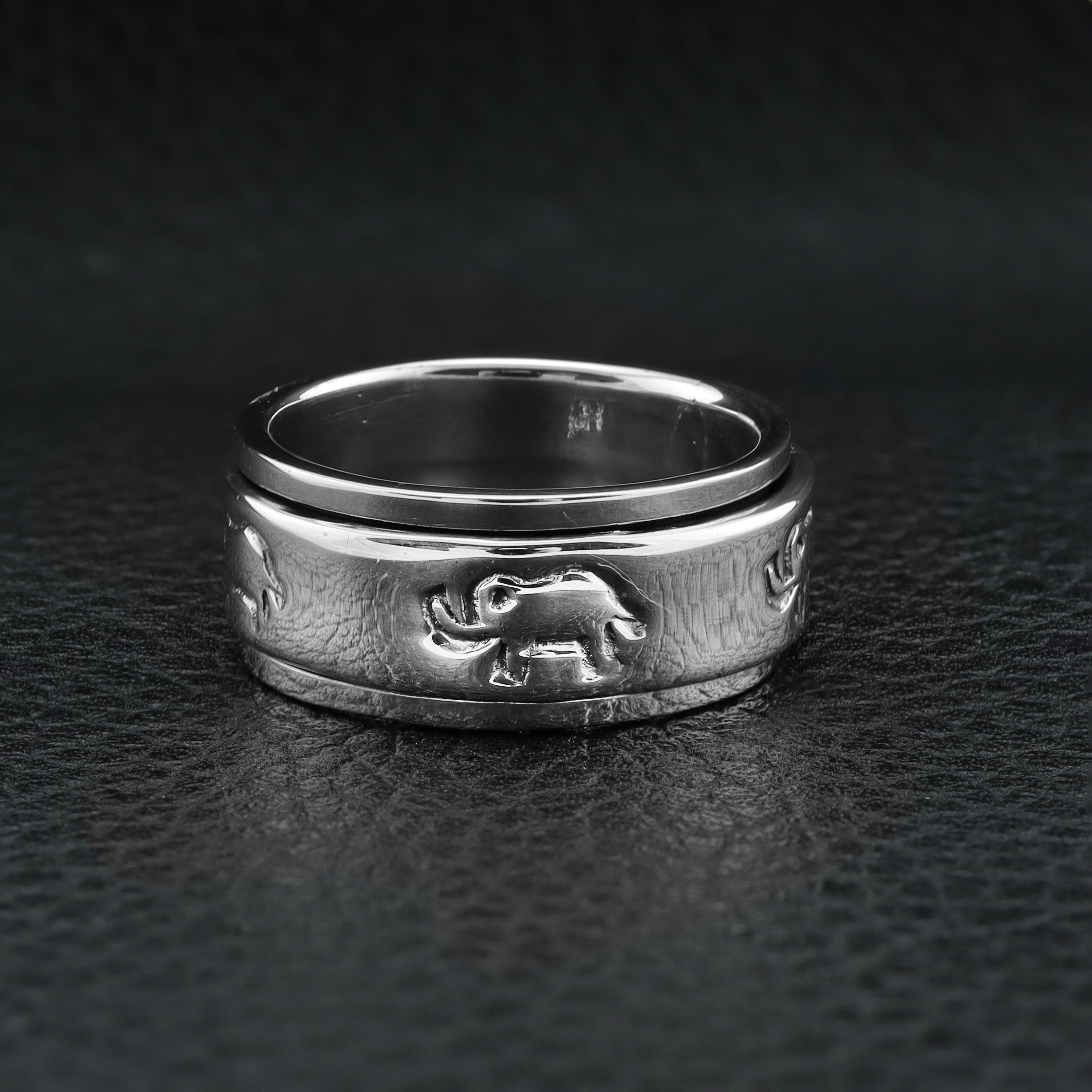 Sterling Silver Elephant Spinner Ring / SSR0038